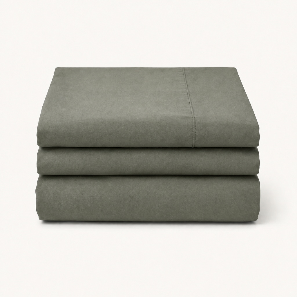 Field Sheet Set Queen in Thyme, stack view